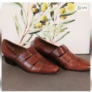 Vintage Nine West Shoes. 90's. Light Academia. Preppy.